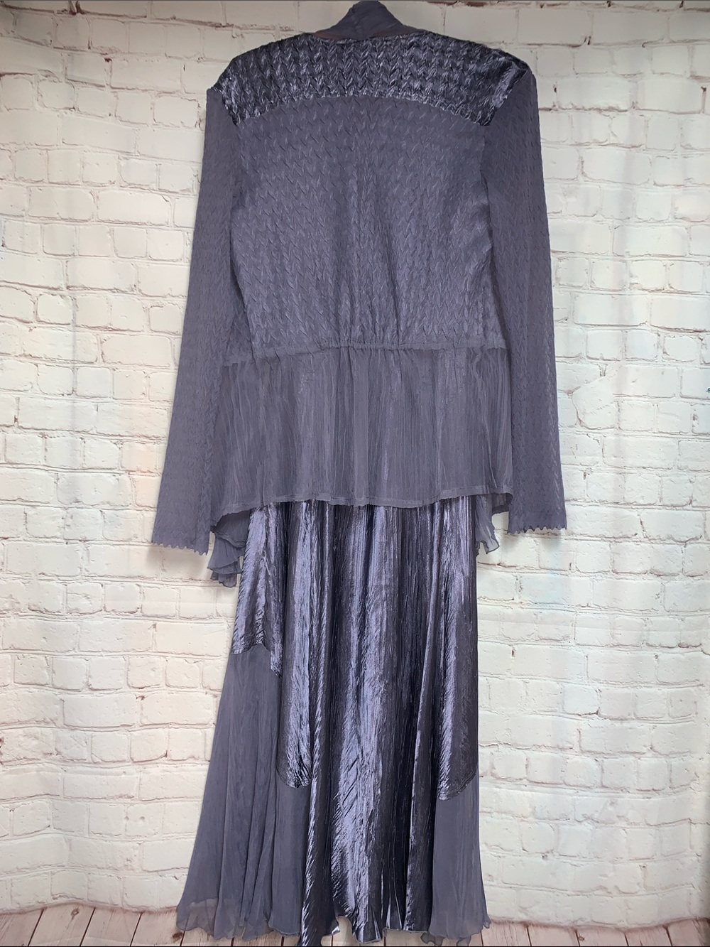 NWOT KomaRov 2 Piece Lavender Jeweled Charmeuse Chiffon Dress Jacket SizeM - Picture 8 of 9